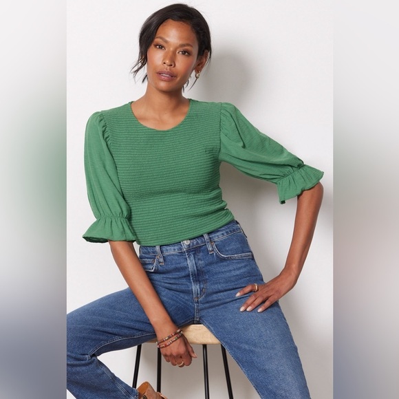 NATION LTD | Bardot Gathered Sleeve Tee In Fern Green Smocked Size L REVOLVE - Picture 1 of 11